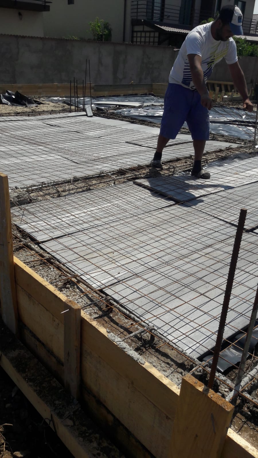 materiale de constructii fundatie beton